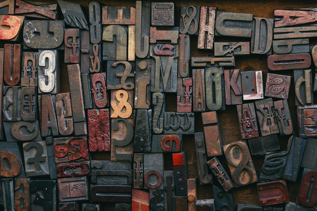 Text, Links, Images and Containers — illustration